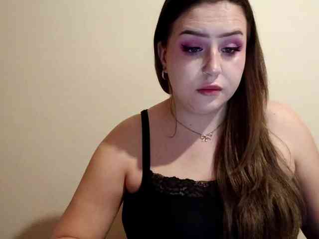 LolaBigBoobs