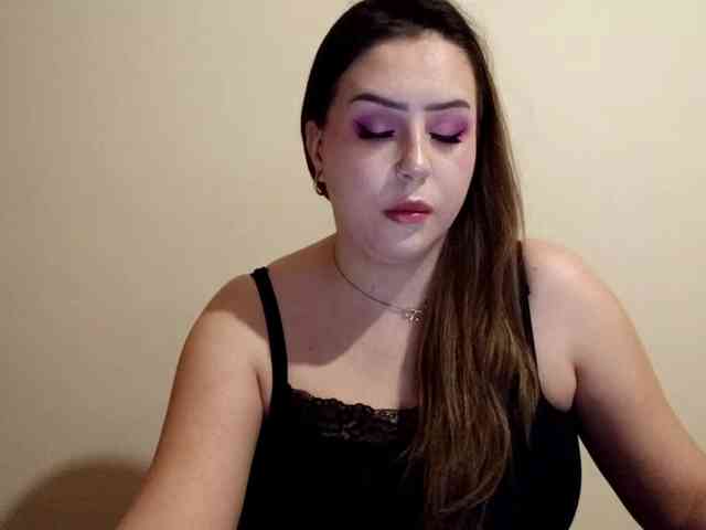 LolaBigBoobs