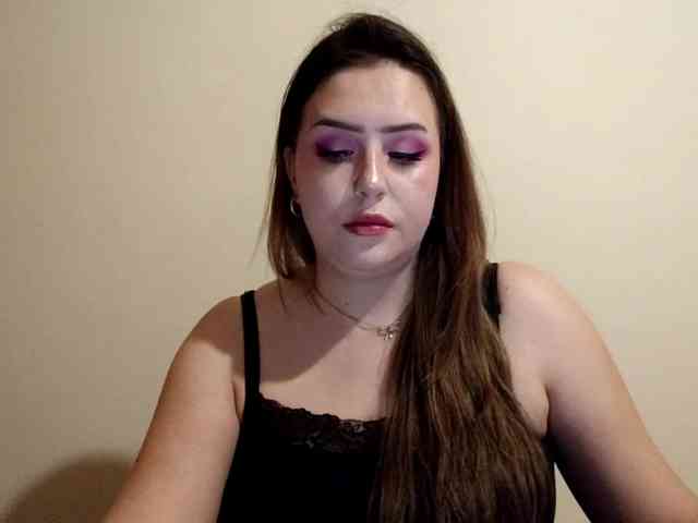 LolaBigBoobs