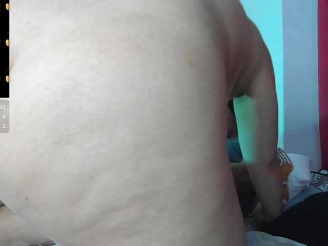 AbbyAxel live webcam show