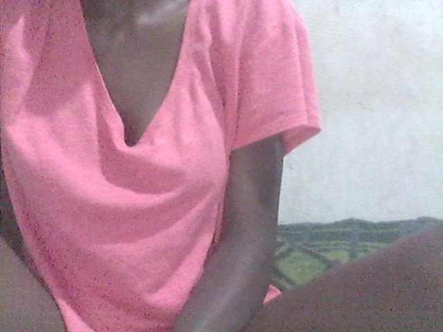 Amelia254-1 live cam on BongaCams