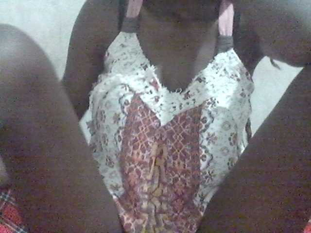 Amelia254-1 live cam on BongaCams
