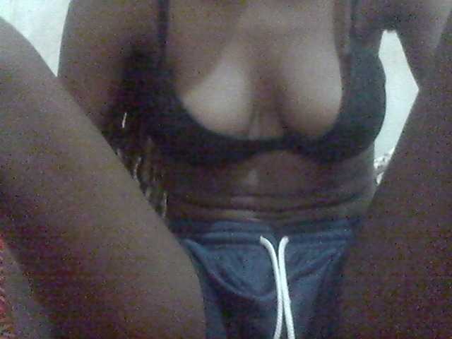 Amelia254-1 live cam on BongaCams