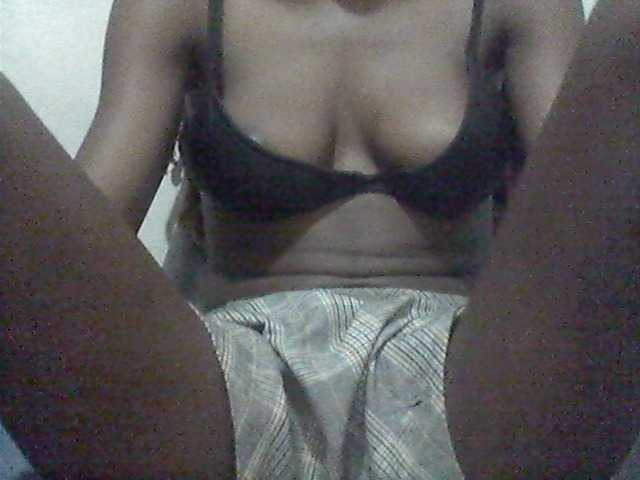 Amelia254-1 live cam on BongaCams