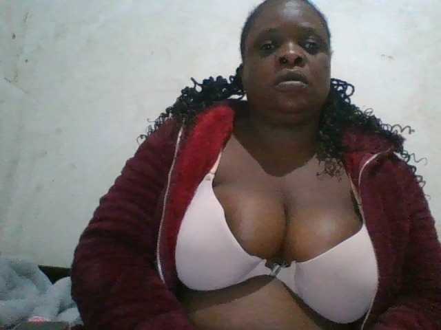 Amelia254-1