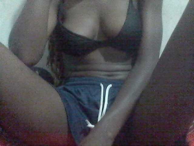 Amelia254-1 live cam on BongaCams
