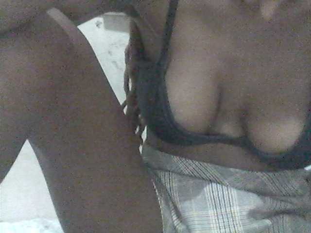 Amelia254-1 live cam on BongaCams