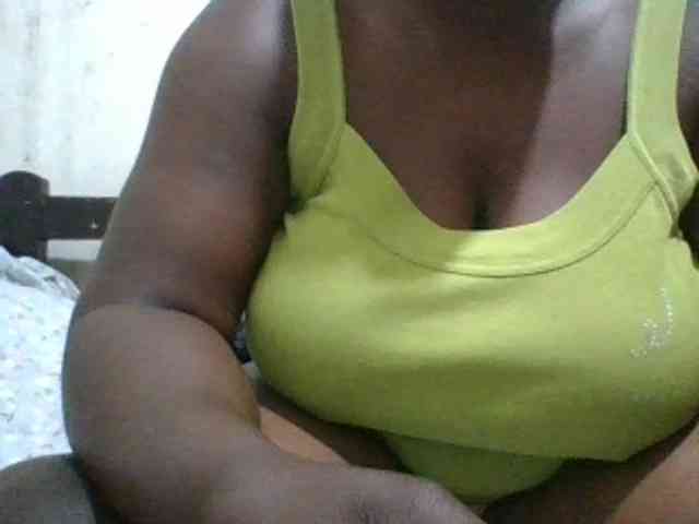 Amelia254-1 Live Webcam on BongaCams