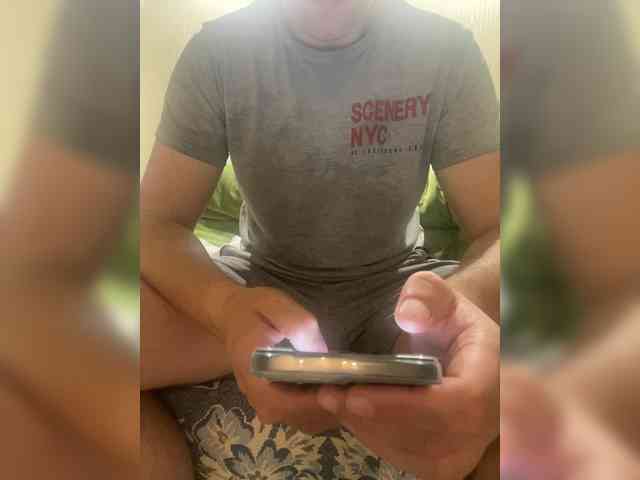 Kell1 Live Webcam on BongaCams