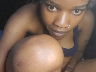 Twnkytwinkle's Live Webcam
