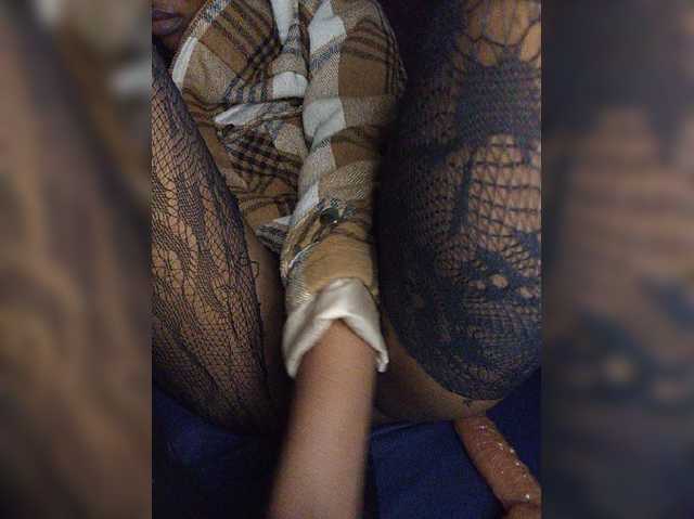 Tenzy-1 live cam on BongaCams