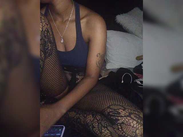 Tenzy-1 live cam on BongaCams