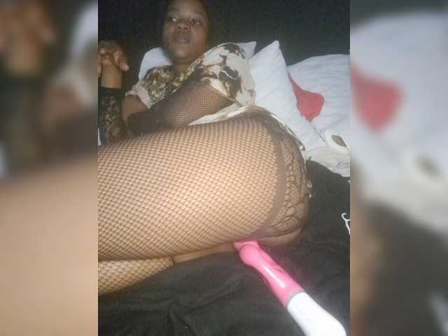 Tenzy-1 live cam on BongaCams
