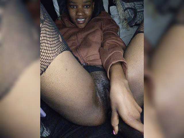 Tenzy-1 live cam on BongaCams