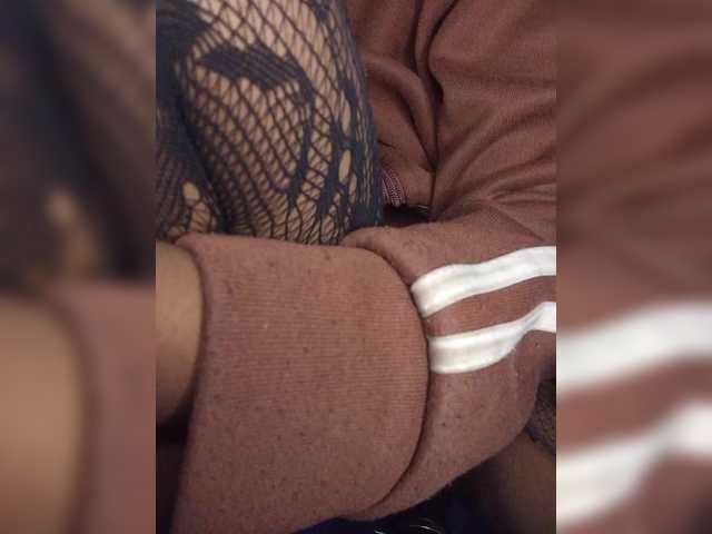 Tenzy-1 live cam on BongaCams