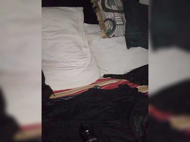Tenzy-1 live cam on BongaCams