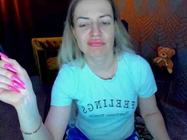 AnnaSnow webcam