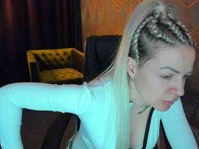 AnnaSnow webcam