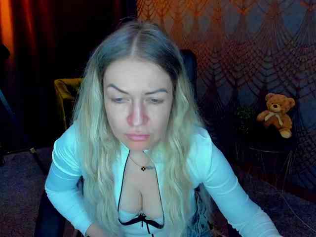 AnnaSnow webcam