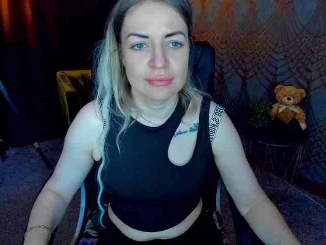 AnnaSnow webcam