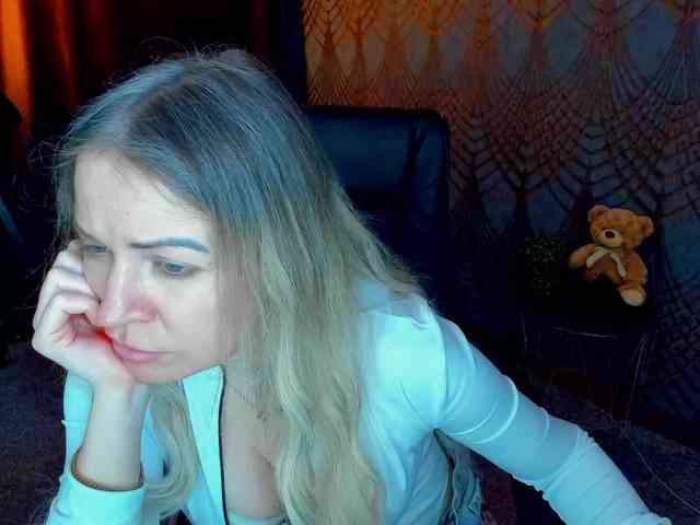 AnnaSnow webcam