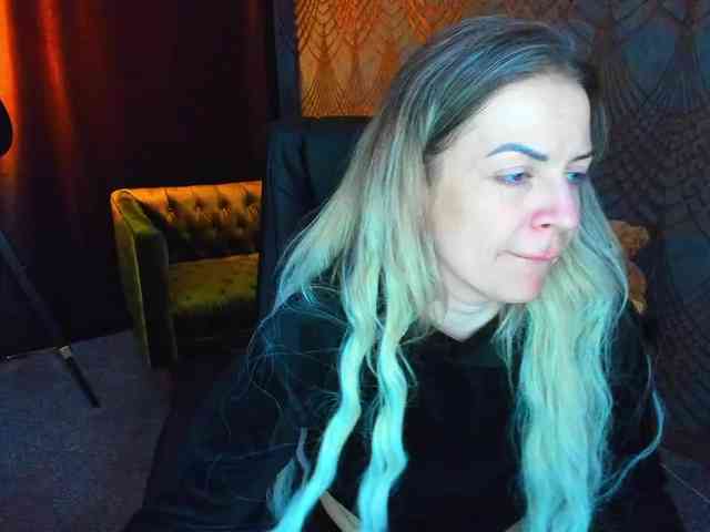 AnnaSnow webcam