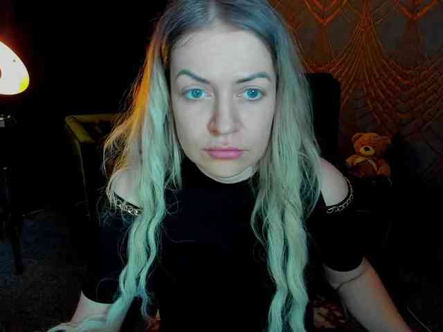 AnnaSnow webcam