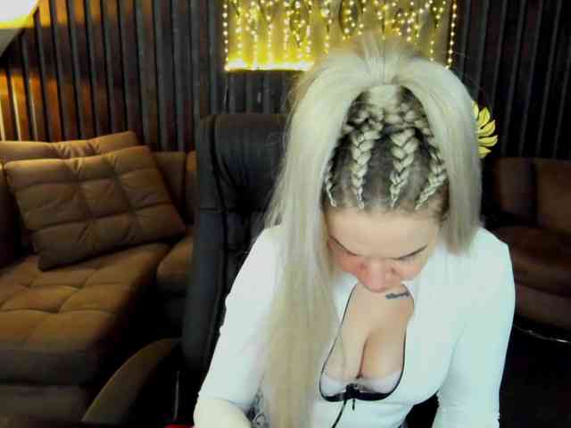 AnnaSnow webcam