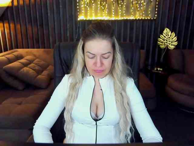 AnnaSnow webcam