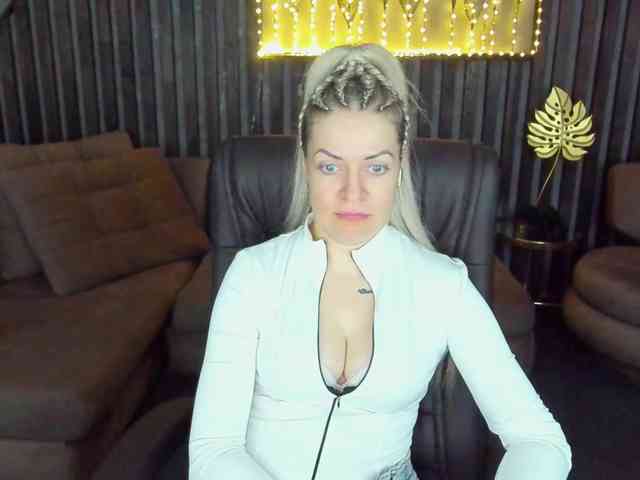 AnnaSnow webcam