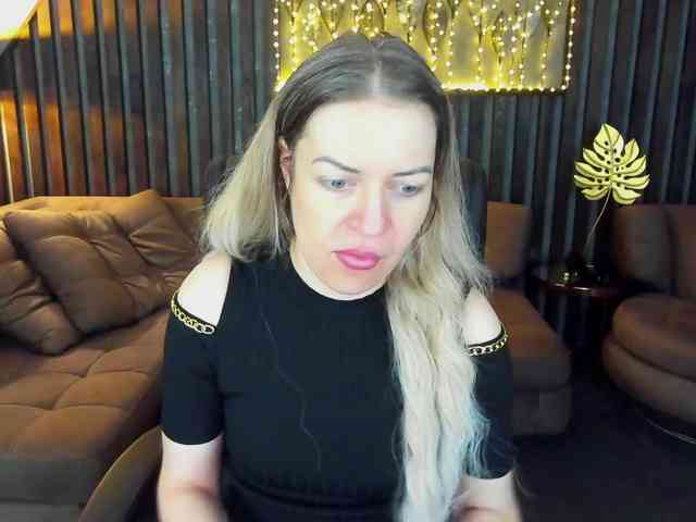 AnnaSnow webcam