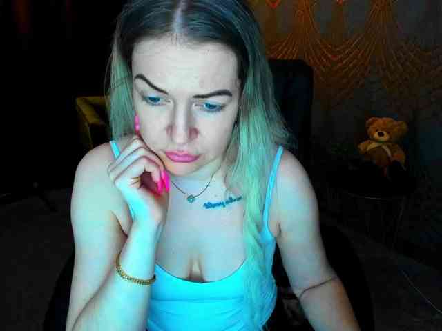 AnnaSnow webcam