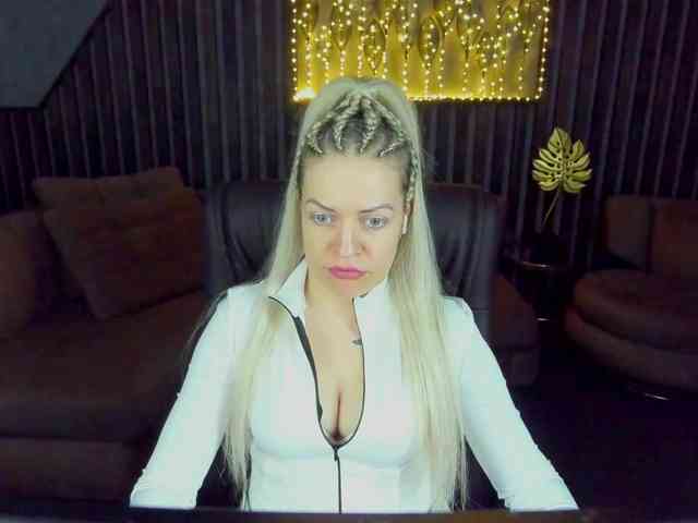 AnnaSnow webcam