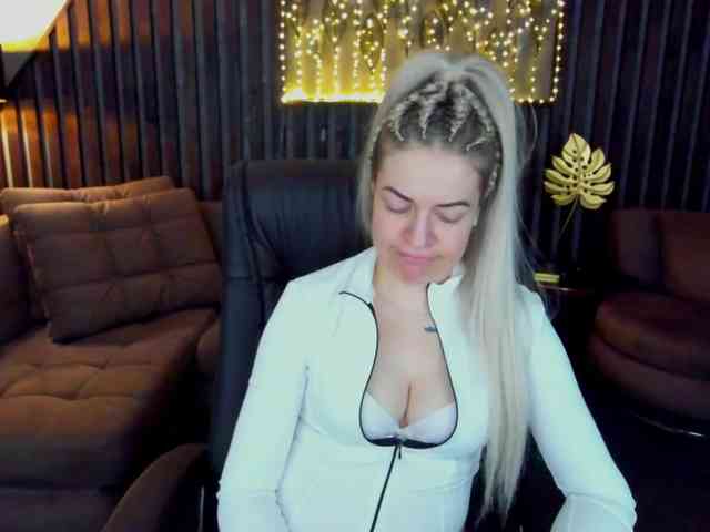 AnnaSnow webcam