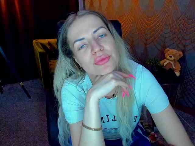 AnnaSnow webcam
