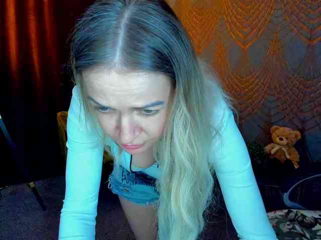AnnaSnow webcam