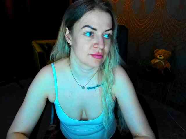 AnnaSnow webcam