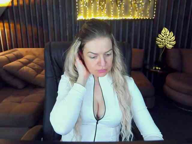 AnnaSnow webcam