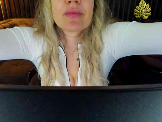 AnnaSnow webcam