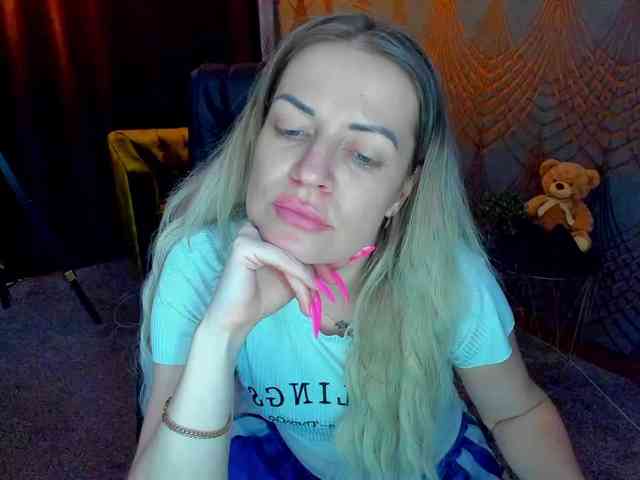 AnnaSnow webcam