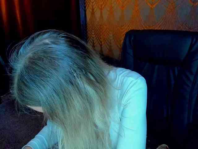 AnnaSnow webcam