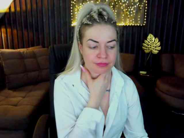 AnnaSnow webcam