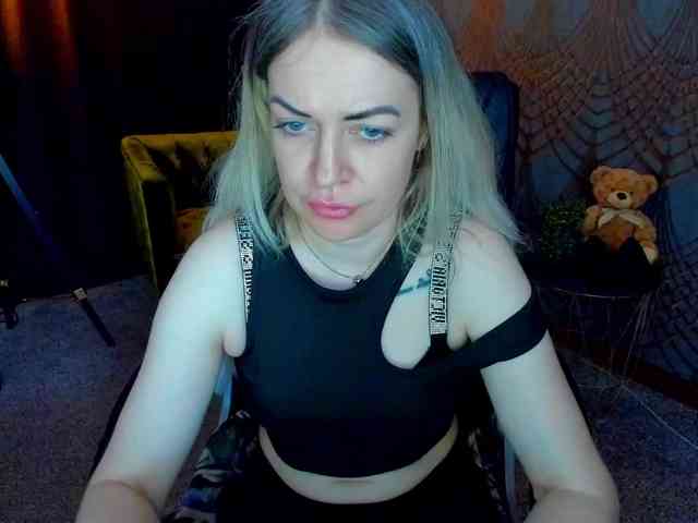 AnnaSnow webcam