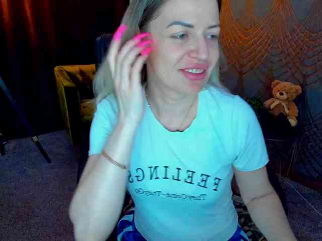 AnnaSnow webcam