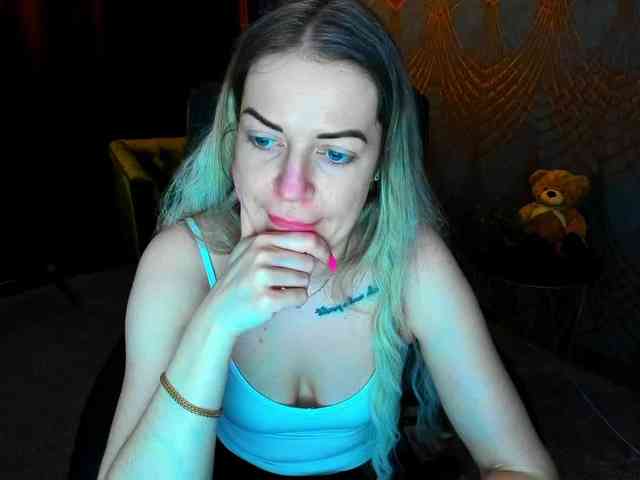 AnnaSnow webcam