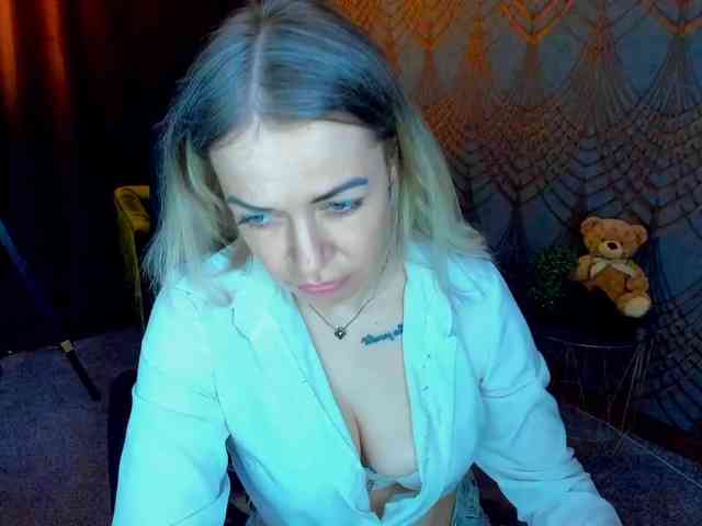 AnnaSnow webcam