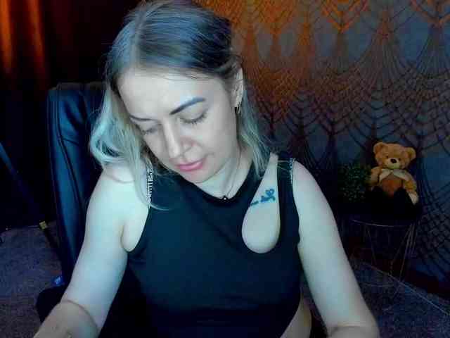AnnaSnow webcam