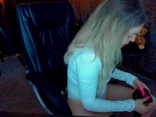 AnnaSnow webcam