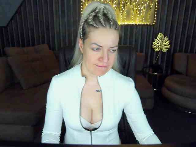 AnnaSnow webcam