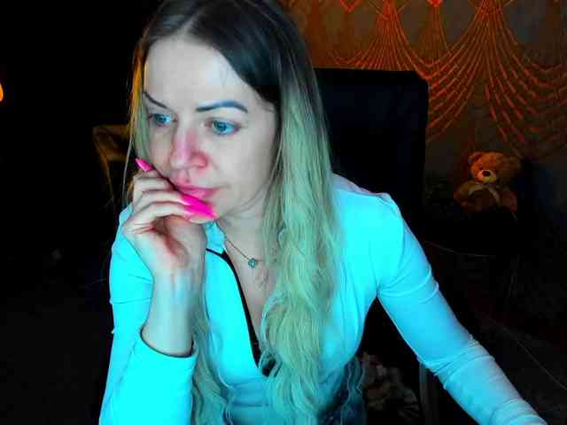 AnnaSnow Live Webcam on BongaCams
